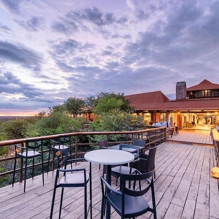 Etosha Safari Lodge, Etosha National Park, Namibia Outjo Exteriér fotografie